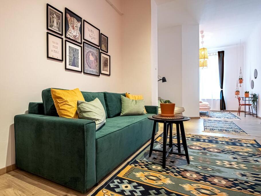 Mexicopo Apartment With Garage Budapest Bagian luar foto